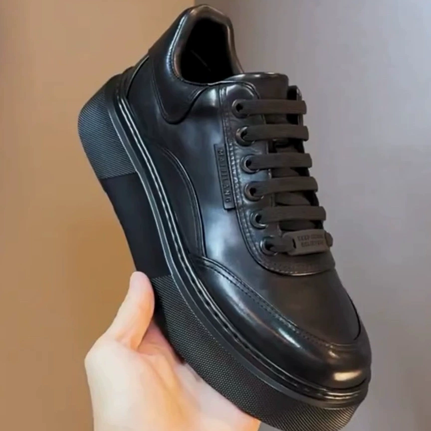 Мужские кроссовки из натуральной кожи, полностью из воловьей кожи, новая модель осени 2024 года, чисто черные повседневные туфли, обувь на мягкой подошве, удобная мягкая подошва.