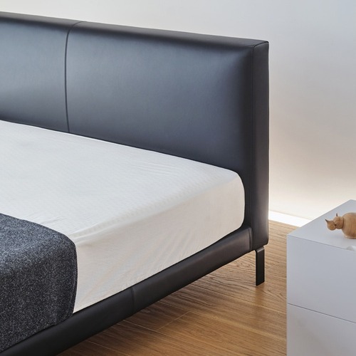 Coconordic | Vem Modern Minimalist 1.8m Edge-Slim Small-Unit Black Leather Bed – Nordic & Japanese-Style Double Bed