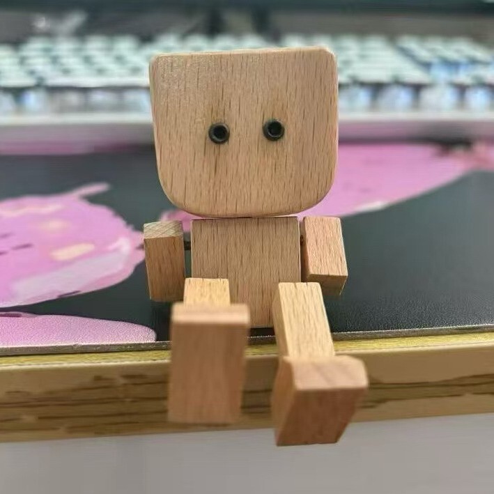 跨境潮流Shaking Feet Wooden Doll木头人汽车装饰摆件|undefined