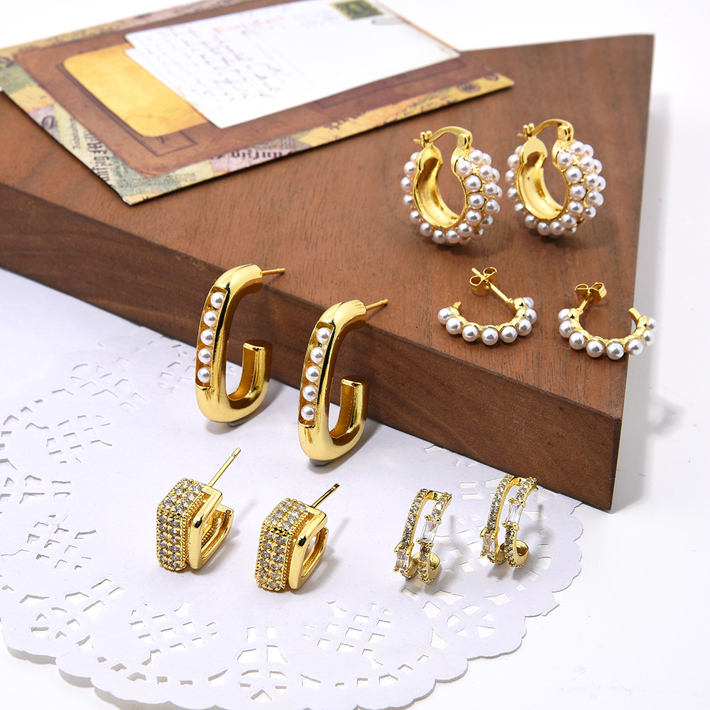 10g Weight Artificial Pearls, Zircon Inlay Material Ear Studs Classification 1 Pair Retro C Shape Plating Inlay Copper Artificial Pearls Zircon Ear Studs