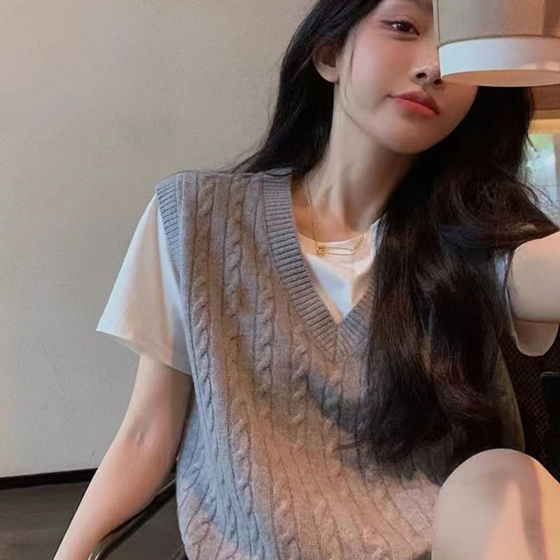 Ralph Embroidered Pony Mark V-neck Twist Women's Knitted Vest Short Korean-style Vest Knitted Shirt Top Women's Clothing
