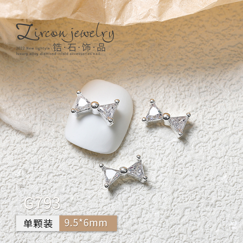 En LÍNEA DE MANICURA de la celebridad francés arco tridimensional uñas fototerapia avanzada cristal decorativo tamaño pequeño metal joyería diamante circón