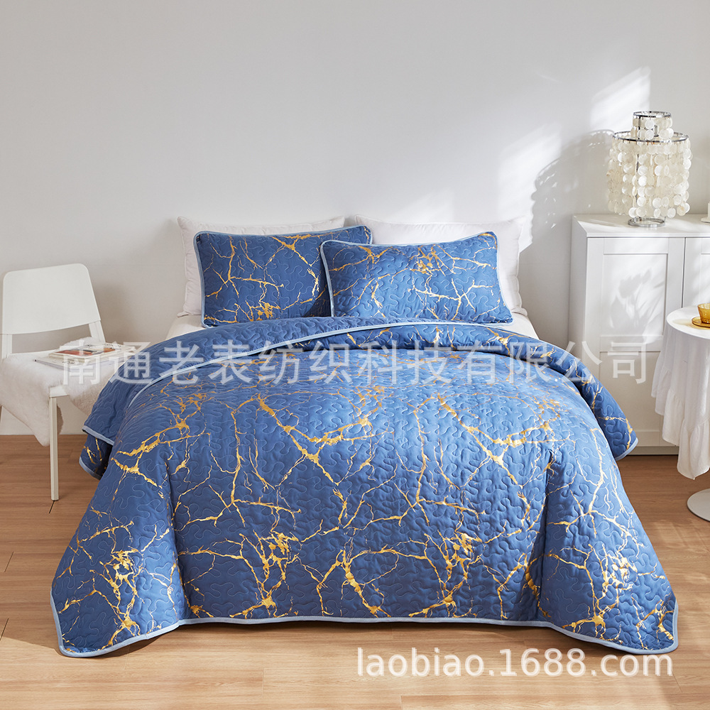跨境家纺欧美床上用品外贸亚马逊速卖通烫金夹棉绗缝被子枕套套件