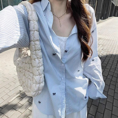 春秋新款蓝色条纹长袖衬衫女宽松蝴蝶结外套小个子百搭开衫衬衣潮