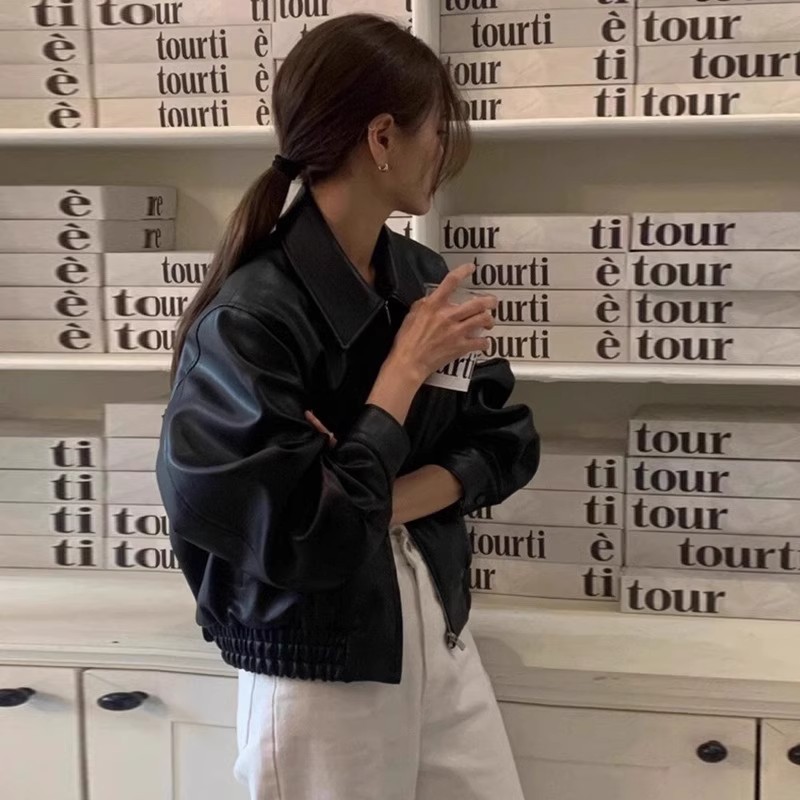 Cool and Stylish Short Black Leather Jacket for Women, 2026 Spring and Autumn New Model, Popular for Petite Figures, Biker Style, Retro Vibe