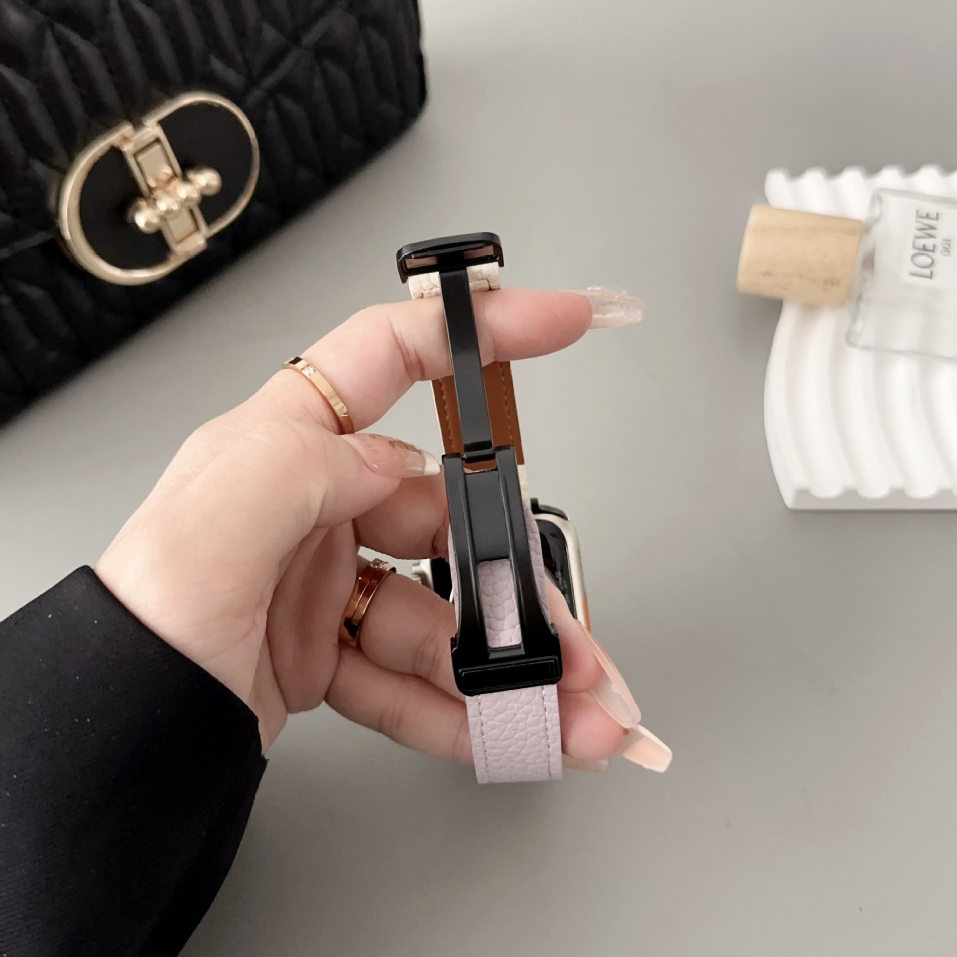 適用於蘋果6789代磁吸手腕帶 Apple Watch直身荔枝皮拼色錶帶