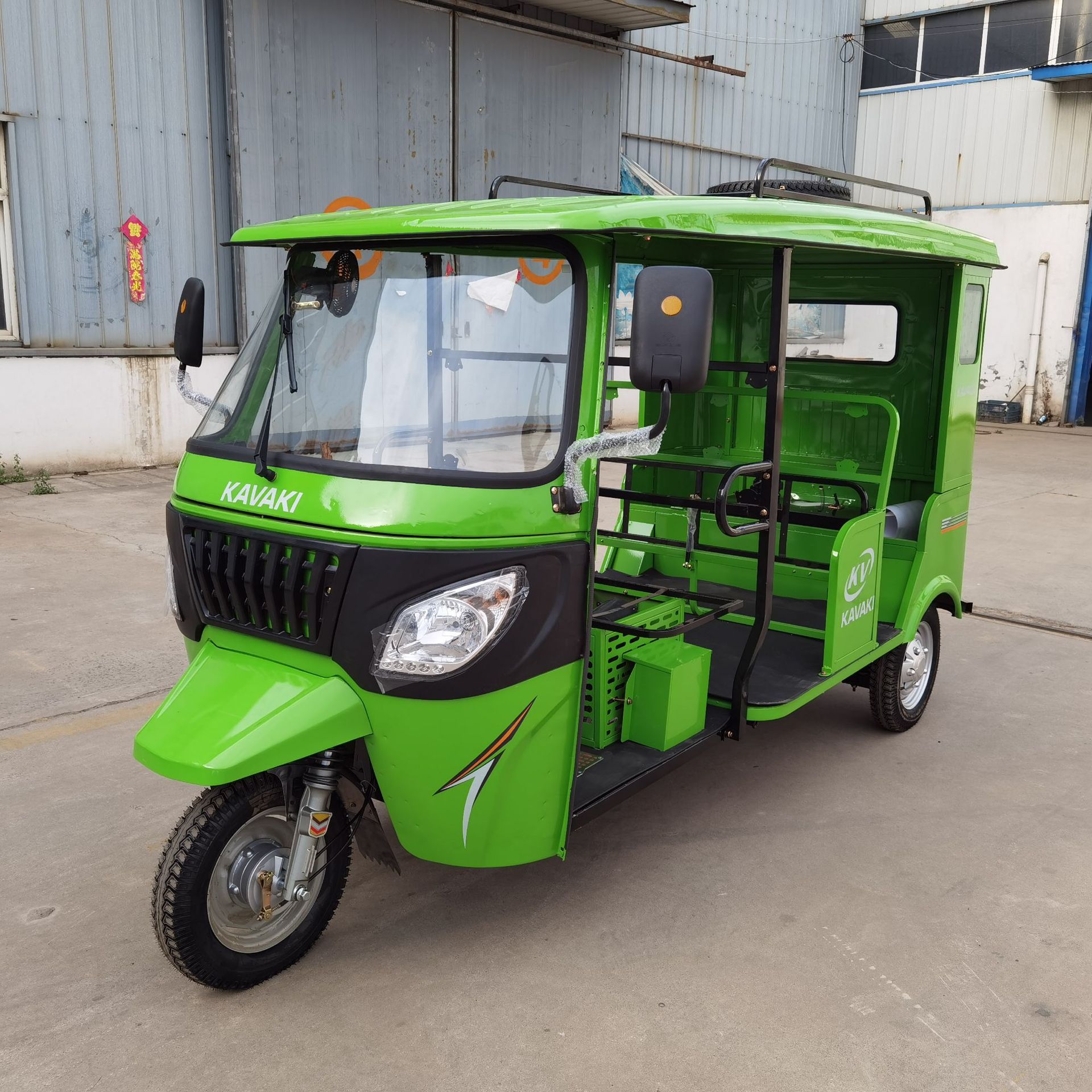 Tuk-Tuk Triciclo de Pasajeros con Techo a Pedal para Transporte de Pasajeros