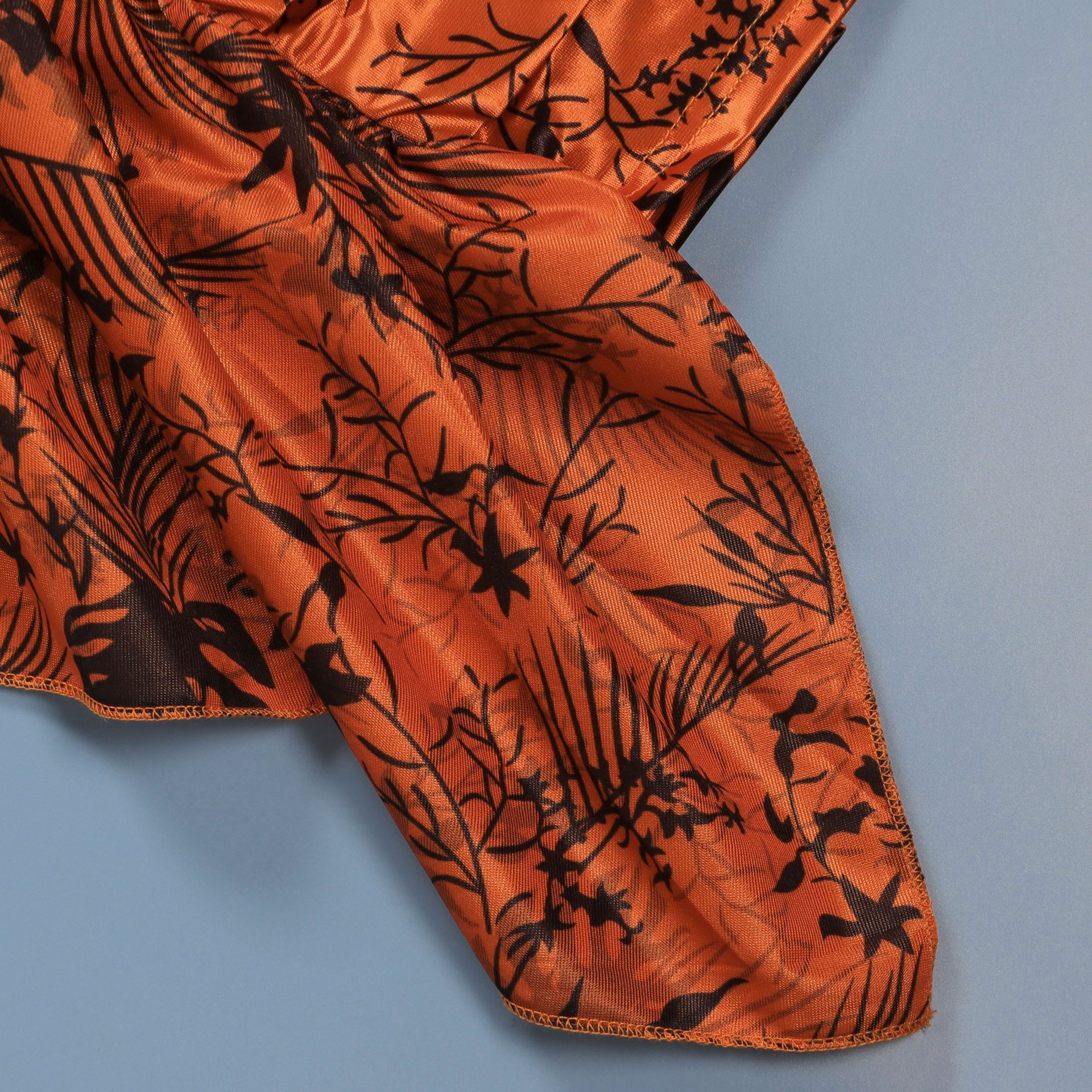 Women's Clothing Sexy Printed Ruffled Lantern Sleeve Hip Hugging Slim Fit Long Sleeve Dress_voghion.com