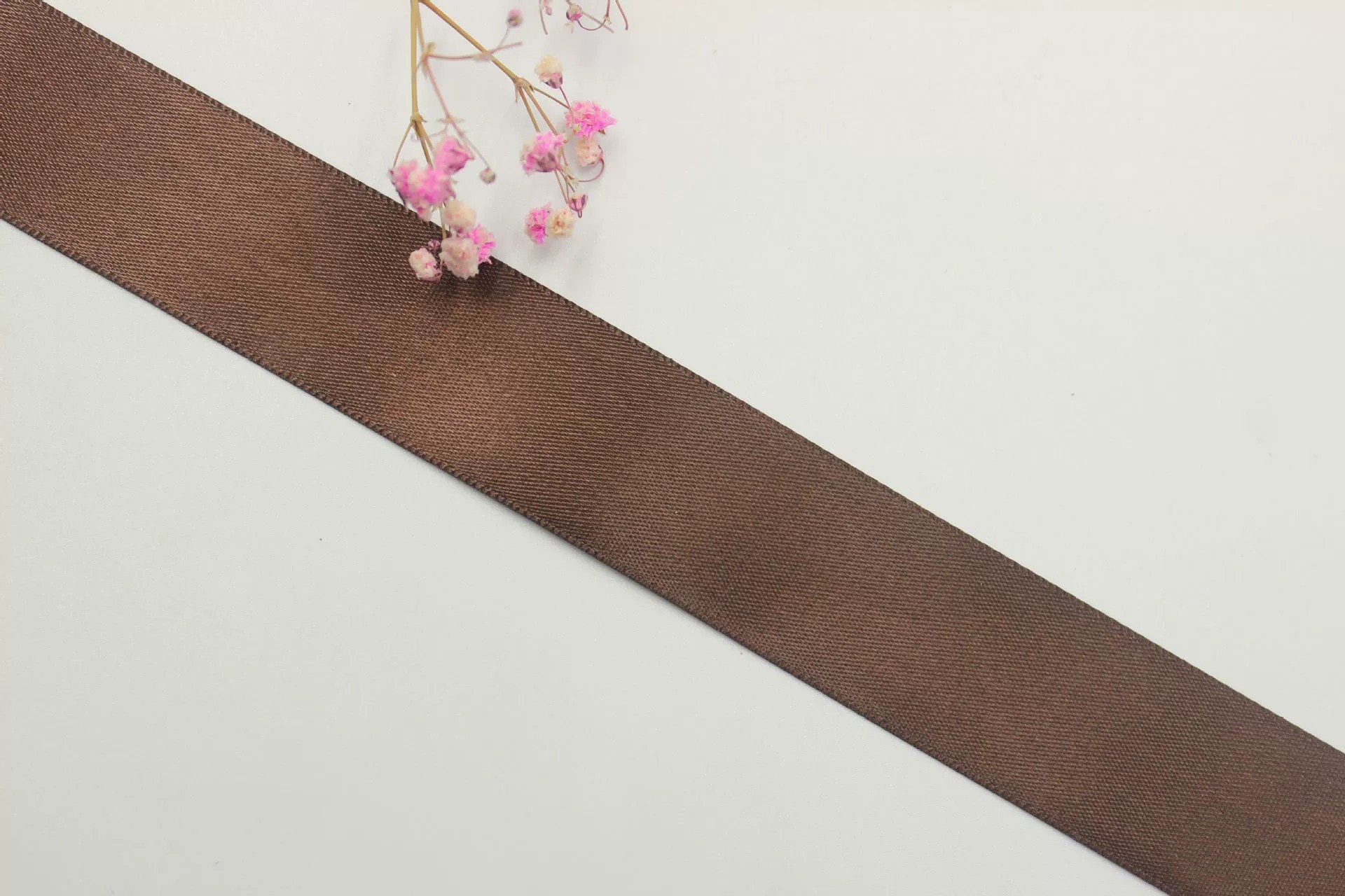 Cinta al por mayor 2,5 cm cinta de poliéster marrón cinta de la flor cinta de embalaje de regalo cinta floral para hornear