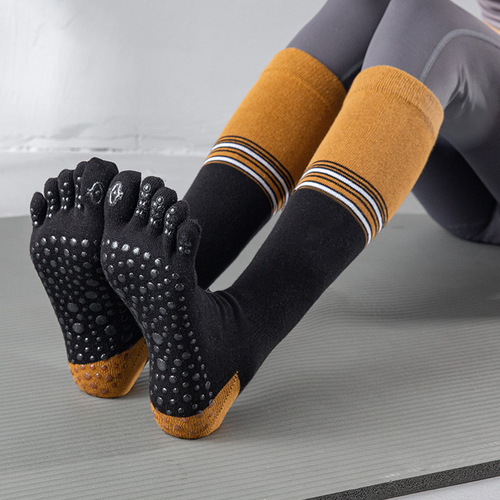 Yoga socks, professional yoga socks, mid-length autumn and winter five-finger non-slip warm cotton, Pilates indoor special