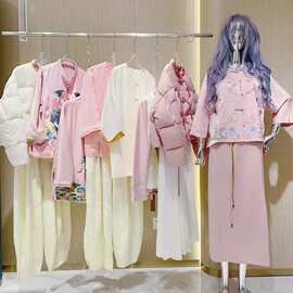 25秋水墨生香时尚个性风羽绒服上衣裤裙实体店直播品牌尾货批发