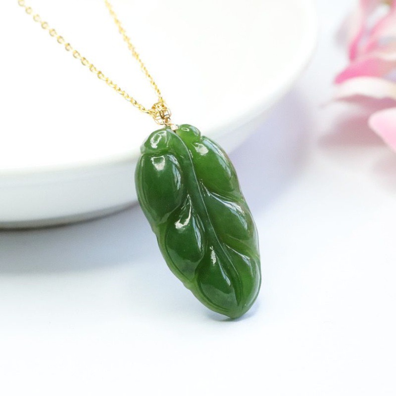 Mặt dây chuyền ngọc bích Tân Cương 18K vàng lá cây phong thủy — 21-12-4mm chi tiết 3