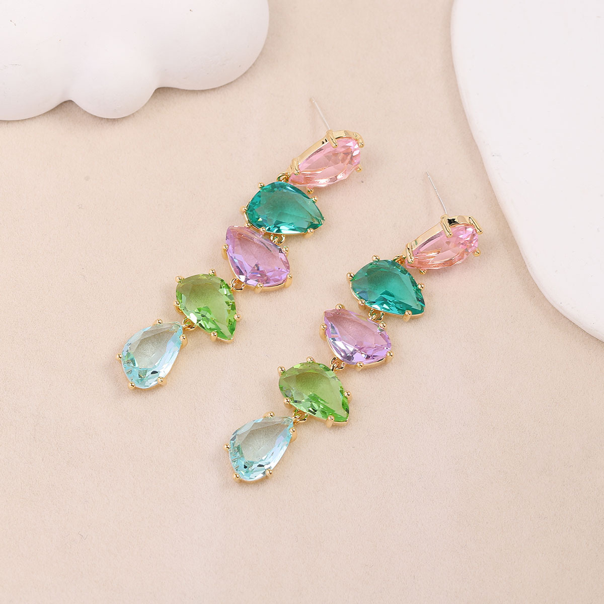 Daily Occasion Copper Material 1 Pair Elegant Water Droplets Inlay Copper Zircon Drop Earrings