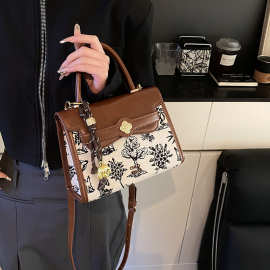 凯莉包迷你包包斜挎包女硬底立体百搭单肩高级感轻奢小拎包手提包