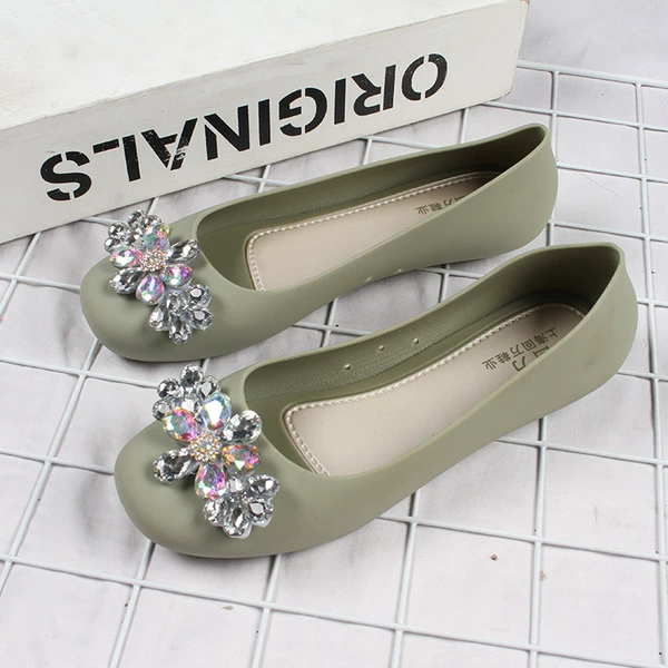 838 round head flash diamond three flowers-green bottom silver flower