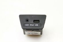 961102S000TAN������AUX����USB IX35