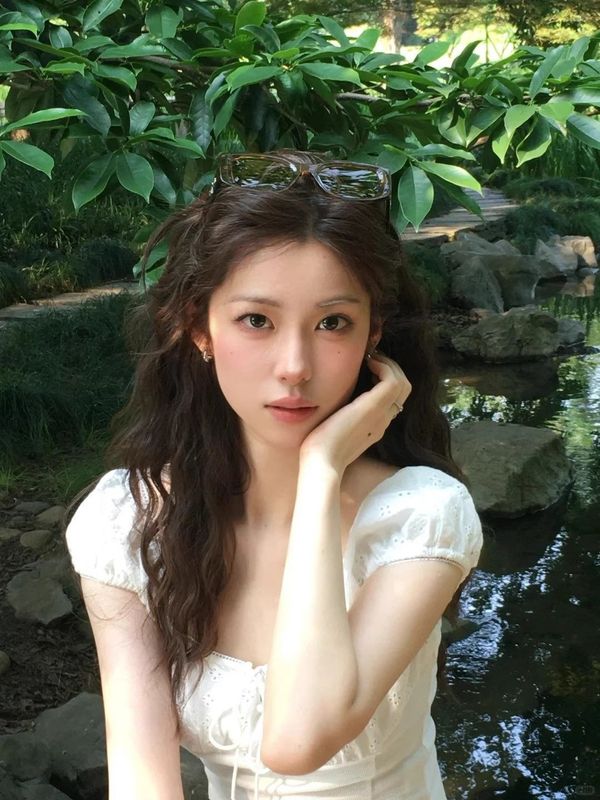 美式辣妹泡泡袖夏季新款设计感小众辣妹t恤修身百搭短袖方领上衣|undefined