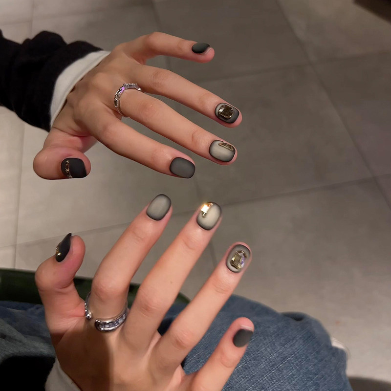Cai She - [Dark Matte] Sweet and Cool Atmosphere Ice-Transparent Brown-Blue Aurora Cat Eye Press-On Nails Ins Handmade Nails