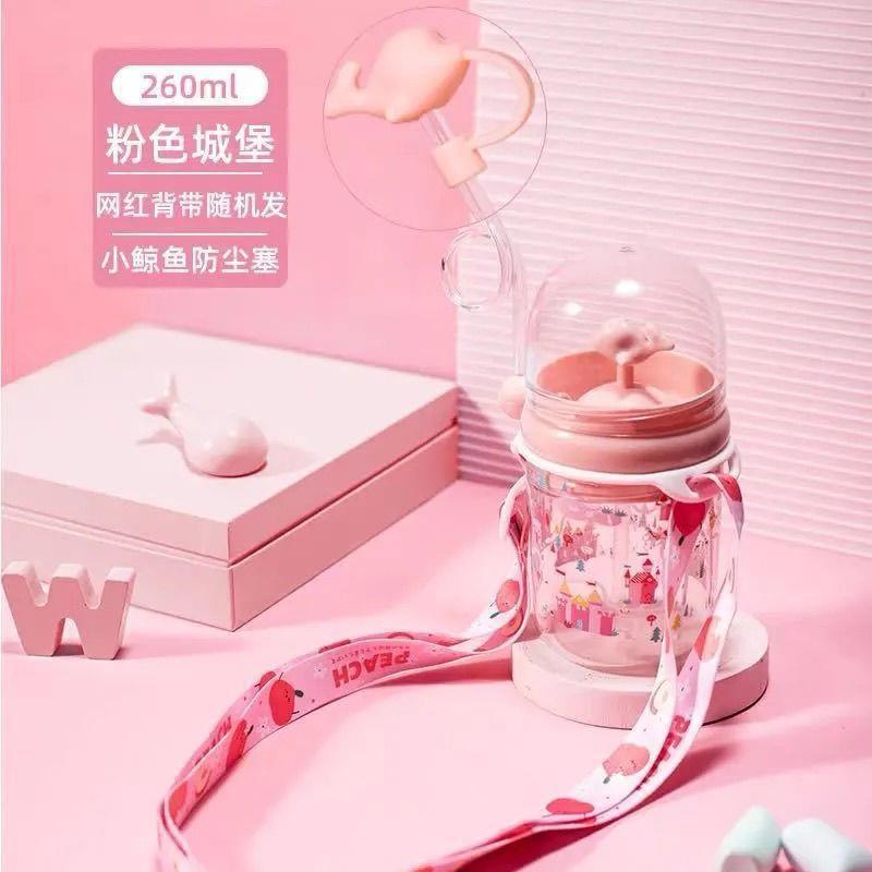 子供趣味ダイビングカップクジラ噴水カップ家庭用かわいい学生子供プラスチックカップ転倒防止携帯ストロー付き|undefined