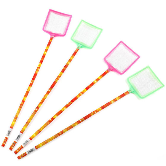 Two yuan shop steel wire mesh fly swatter 74.5cm long wooden handle iron mesh large fly swatter steel wire mesh mosquito swatter