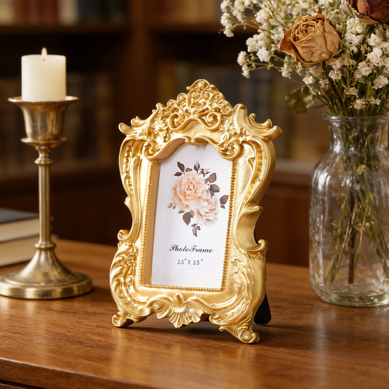 Golden Minimalist Photo Frame, Nordic Style, Cross-Border Home Decorations, European Retro Carved Tabletop Ornaments Golden Minimalist Photo Frame, Nordic Style, Cross-Border Home Decorations, European Retro Carved Tabletop Ornaments