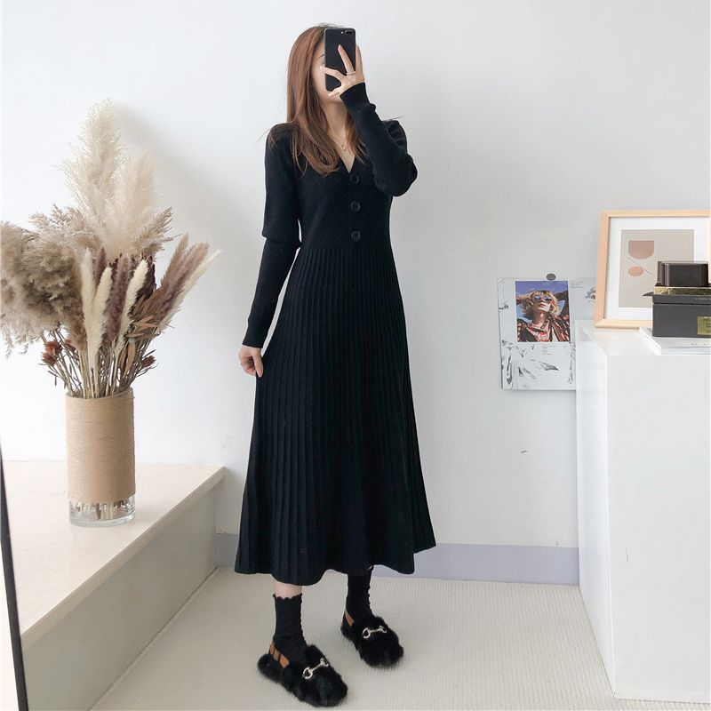 Älykäs neulottu naisten syys- ja talvimekko, uusi malli, väljä plus-koon villainen mekko, jossa on laskokset polven yli._voghion.com