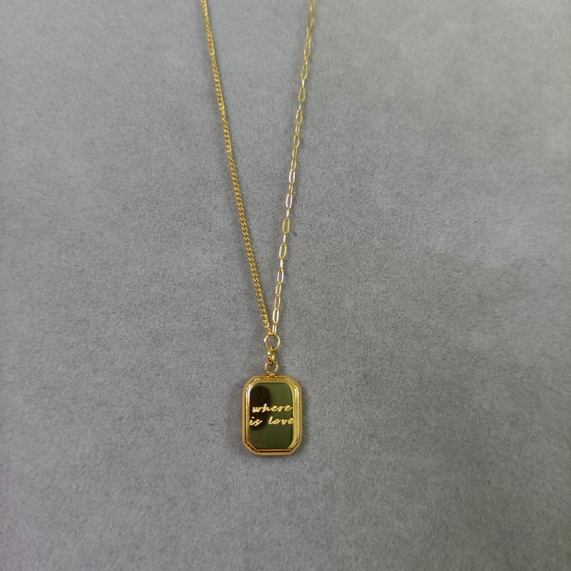 Chocolate golden sugar cube necklace titanium steel 18K gold-covered letter small square clavicle chain gift for women that does not fade