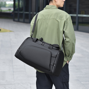 Capacious sports bag, luggage shoulder bag wet and dry separation, sports organizer bag for training 3