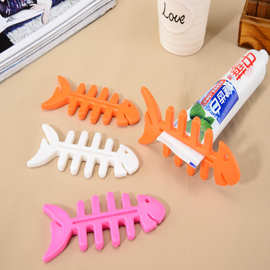 可爱卡通鱼骨多用途挤压器挤牙膏器 韩版创意牙膏洗面奶挤压器