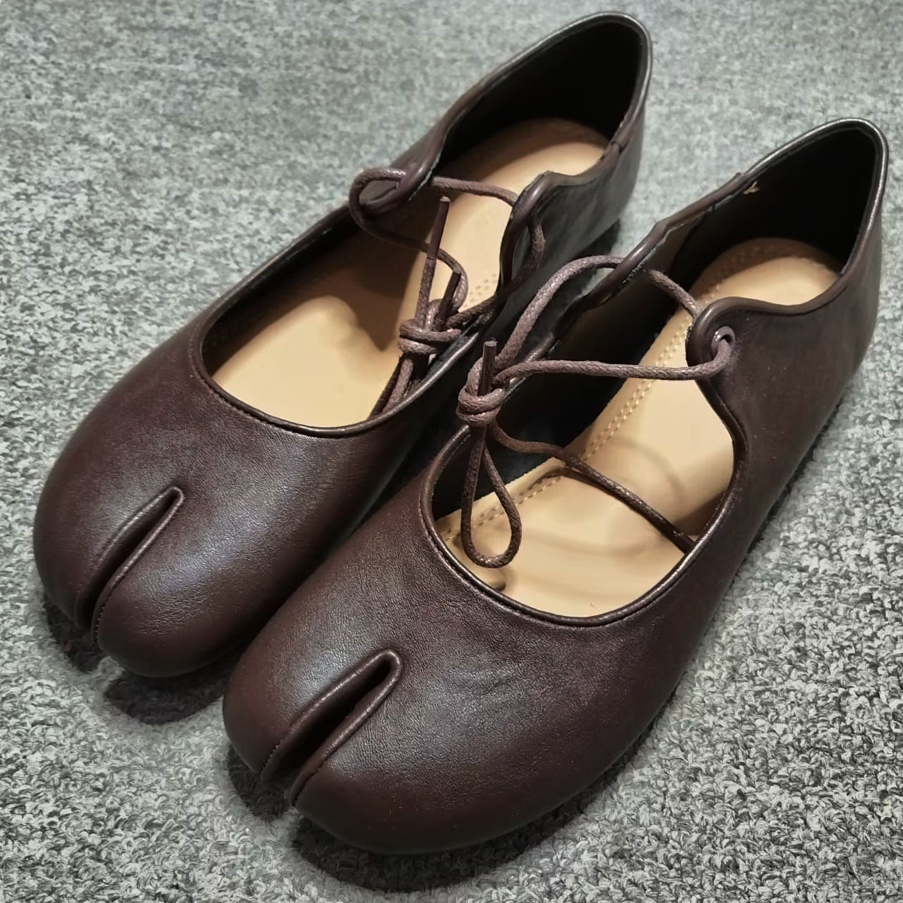 Women's Split-toe Butterfly Strap Mary Jane Ballet Flat Shoes_voghion.com
