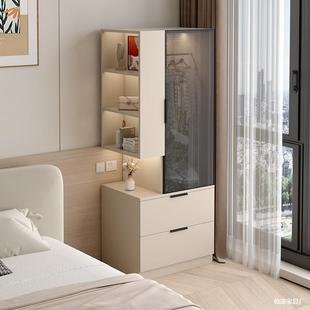 ��ľ��߅��һ�w������������D��С���ͺ��׆���խ����