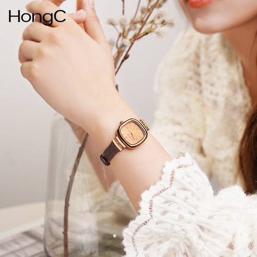 C011 retro small square watch black gold small sugar cube watch student party ladies quartz watch waterproof female watch