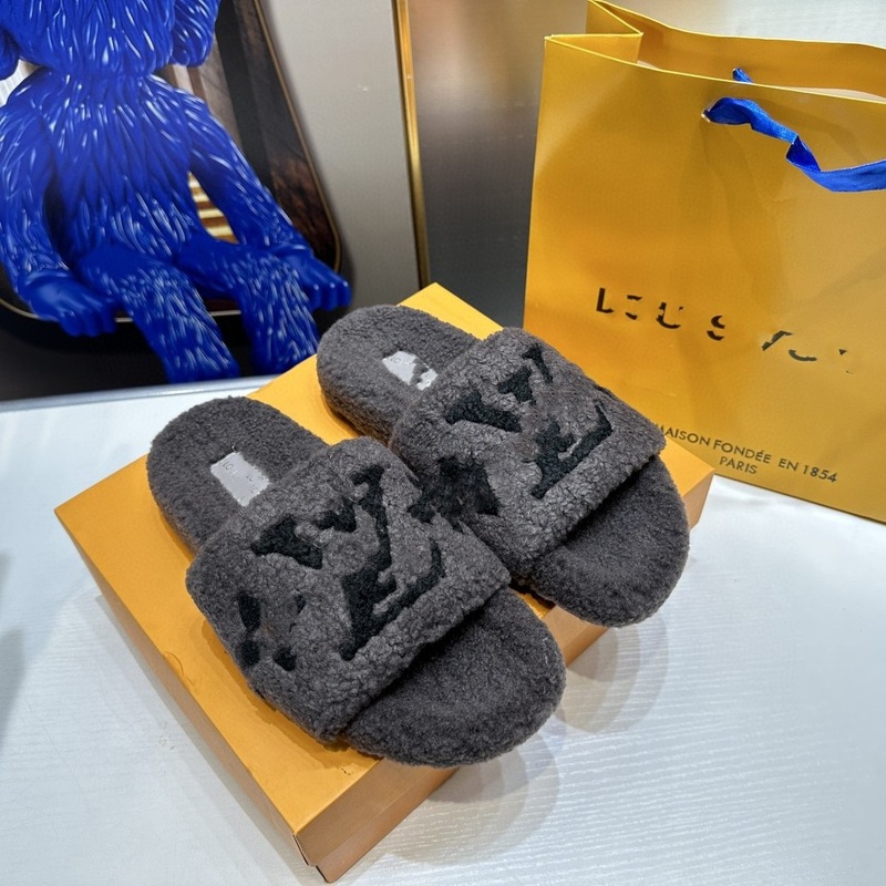 跨境热销驴家毛毛拖鞋女外穿平底轻便羊皮毛一体拖鞋厂家批出货快|undefined