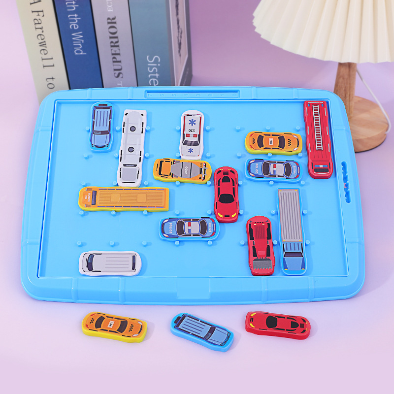 Coche saliendo del almacén coche Huarong Road lógica matemática infantil pensamiento entrenamiento juguete desarrollo cerebro inteligencia cerebral