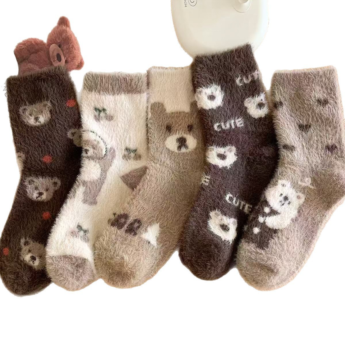 Calcetines cálidas de invierno y otoño con calcetines de lana simples duraderos de tamaño medio oso amor pilones peludos