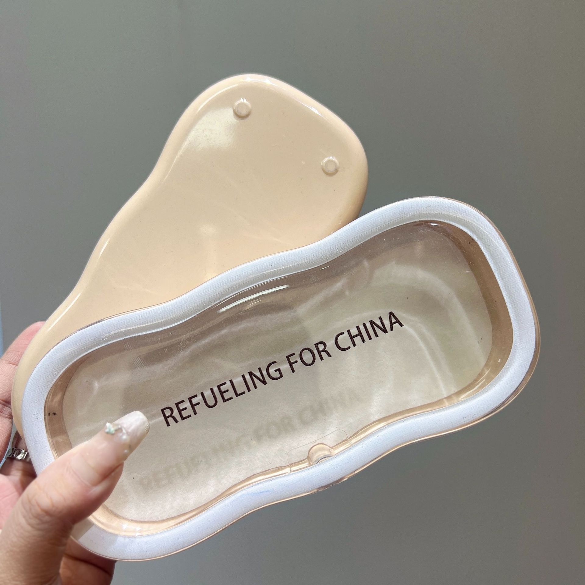 Caja de gafas transparentes de borde de la nube, alta sensación de almacenamiento portátil, niños, niños, niños, estudiantes, lindos, caja de gafas al por mayor