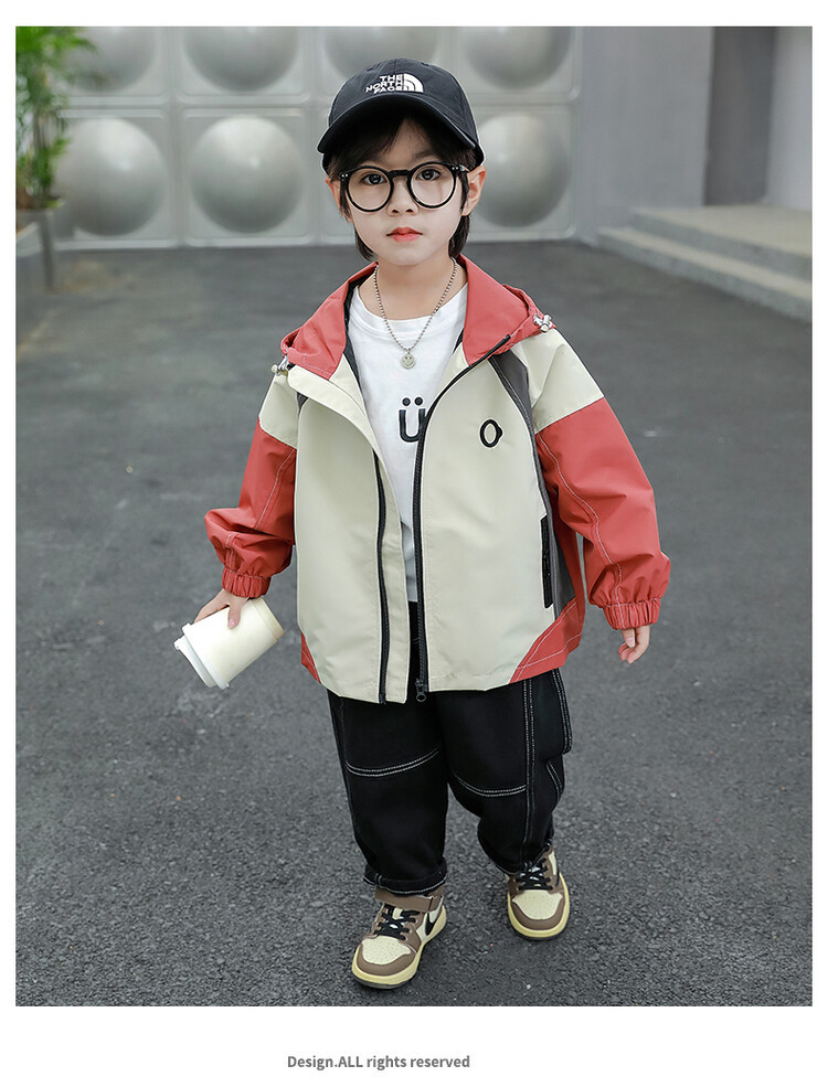 Cappotto con cappuccio colorato ricamato 2023 primavera e autunno nuovi vestiti per ragazzi Pi Shuai per bambini_voghion.com