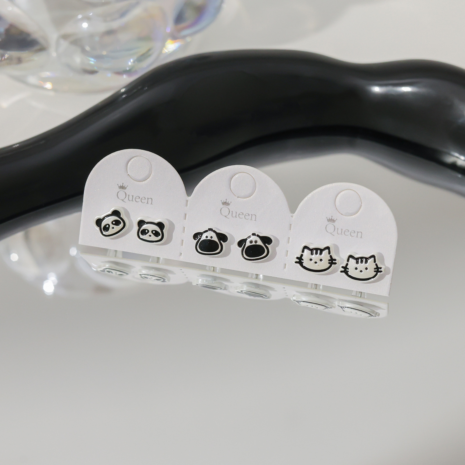 Juego de pendientes de aguja plateados, sencillos y compactos para mujer, pendientes geométricos en forma de corazón, bonitos, dulces y versátiles, venta al por mayor para puestos de mercado