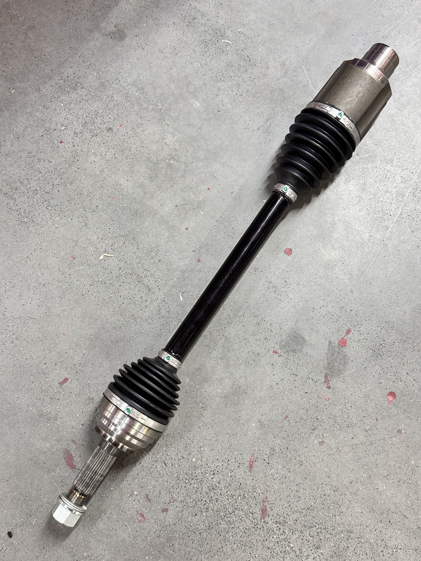 In-stock at the warehouse: Tesla Model S 2012-2016 front right half axle assembly 1030616-00-D