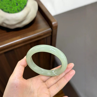 Jin Yutang Xinjiang Hetian Jade Qingshui Bracelet Jade Fine Quality, High Moisturability, Ice Sense, Full Color, Lust, Uniform, No Dirty and Miscellaneous