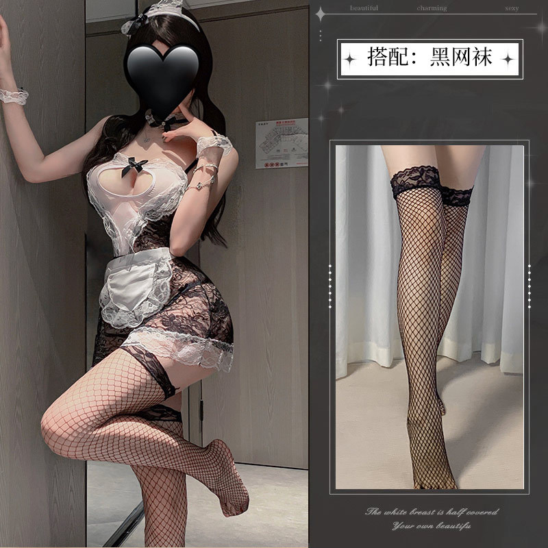 검은색 정장 + 검은색 망사스타킹