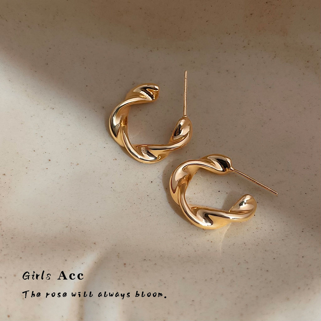 1_0003_耳语场景新水印 拷贝 3.jpg