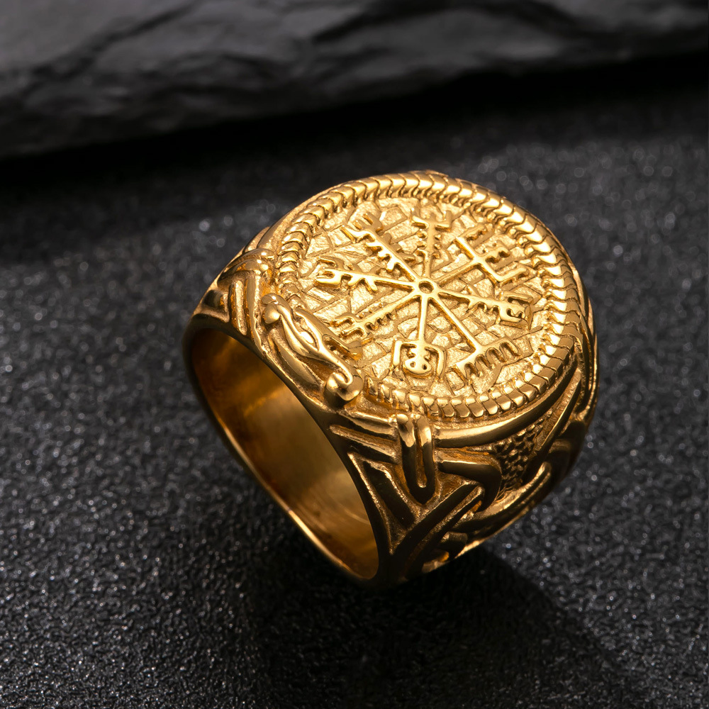 Anillo de acero inoxidable transfronterizo europeo y americano Cruz de fundición Anillo de hombre Hip Hop Retro Fabricante al por mayor de joyería de acero de titanio