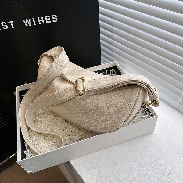 One-shoulder bag for leisure
