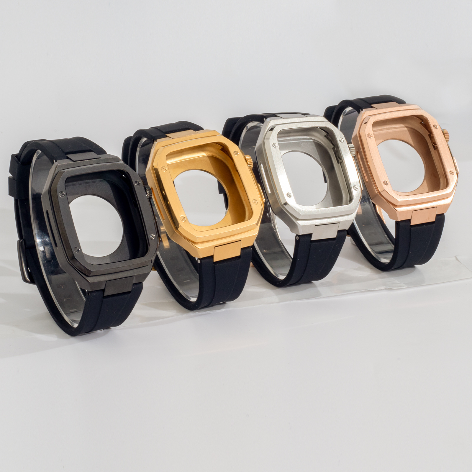 适用于苹果盔甲金属表壳apple watch8/7/SE65432一体式硅胶手表带