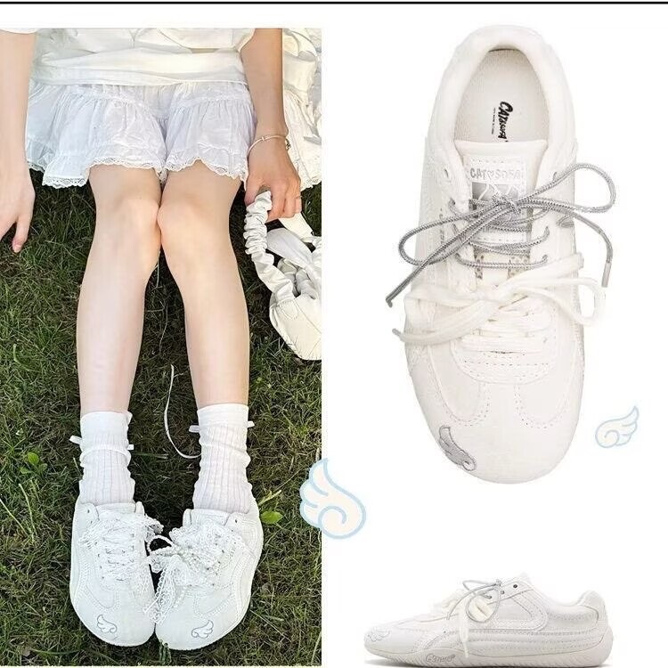 2026 Spring/Summer New Style Lace Retro Flat German Training Shoes for Women, Korean Version Versatile Casual Lightweight Sports Sneakers