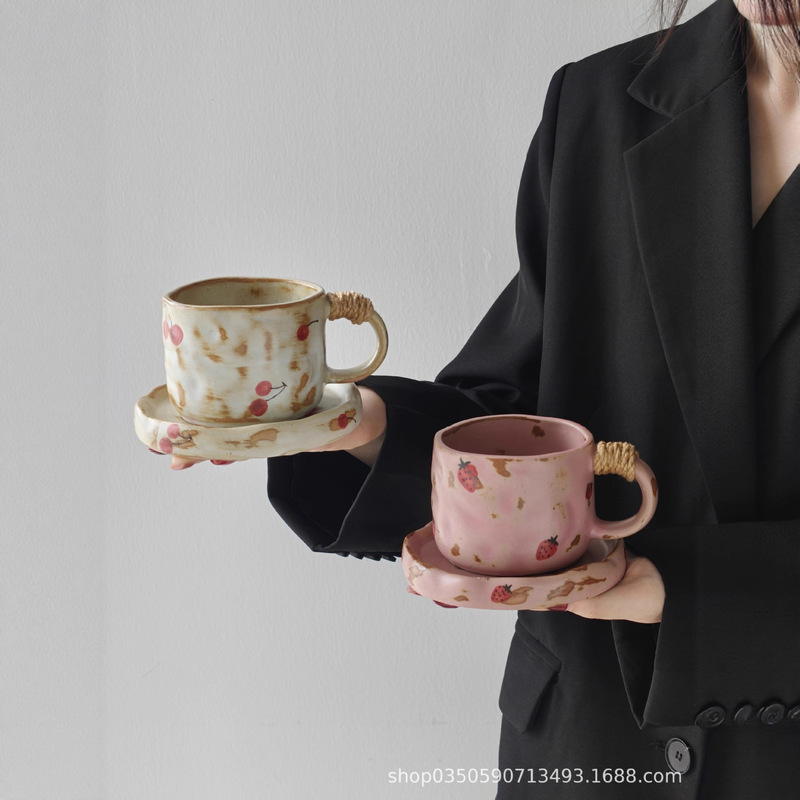 Medieval-Style Ceramic Fruit Coffee Cup and Saucer Set, Ceramic Water Cup, High-Value Mug, High-End Gift