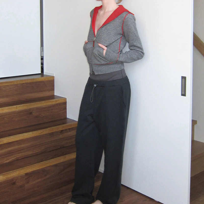 Осенний fashionable woolen design cardigan with hood, fitted jacket, trend of season
