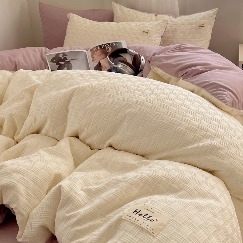 Cama de algodón lavada de hilo de doble capa fresca de cuatro piezas, funda de edredón de estilo crema, sábana de dormitorio de estudiantes, juego de tres piezas