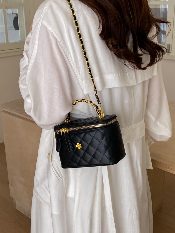 Cross-border 2026 nuevo estilo de alto nivel de sensación de fragancia pequeña bolsa de mano de moda versátil cadena de diamante mochila de hombro
